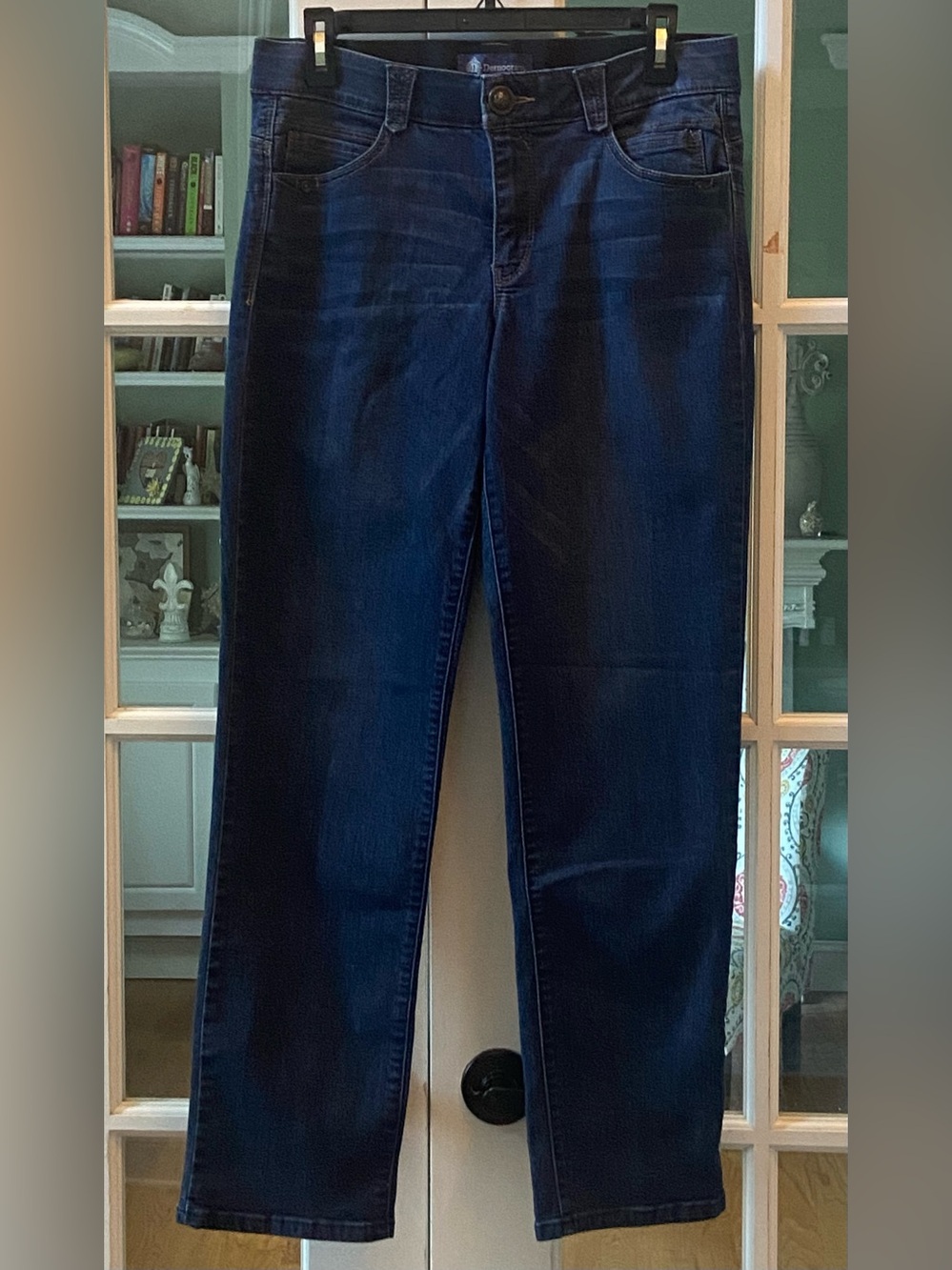 Democracy “Ab”solution Straight-Leg Jeans Size 8